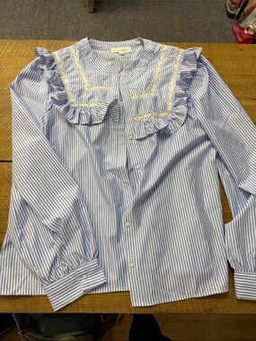 Nwot Lovely Melody button up